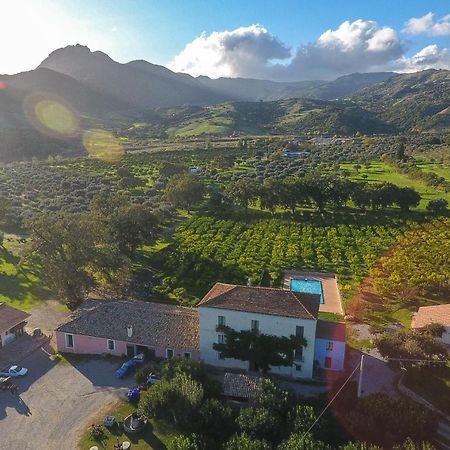 Barone Gr Macri Agriturismo Modi Gerace Eksteriør billede