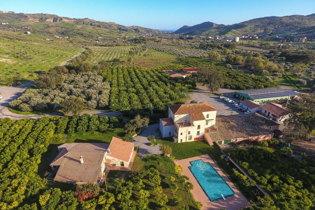 Barone Gr Macri Agriturismo Modi Gerace Eksteriør billede