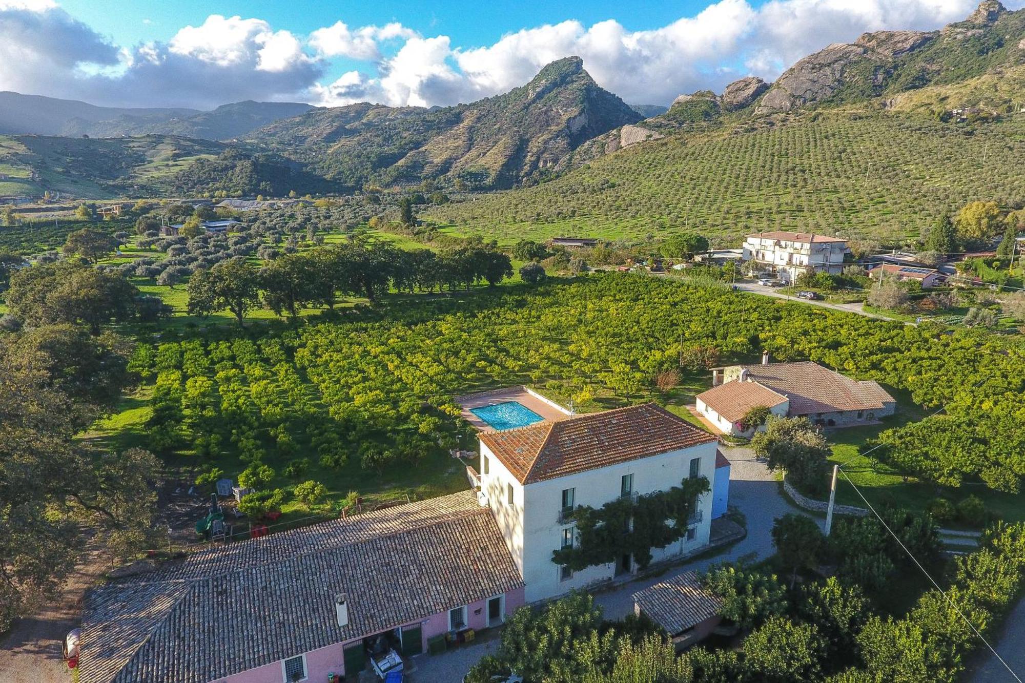 Barone Gr Macri Agriturismo Modi Gerace Eksteriør billede